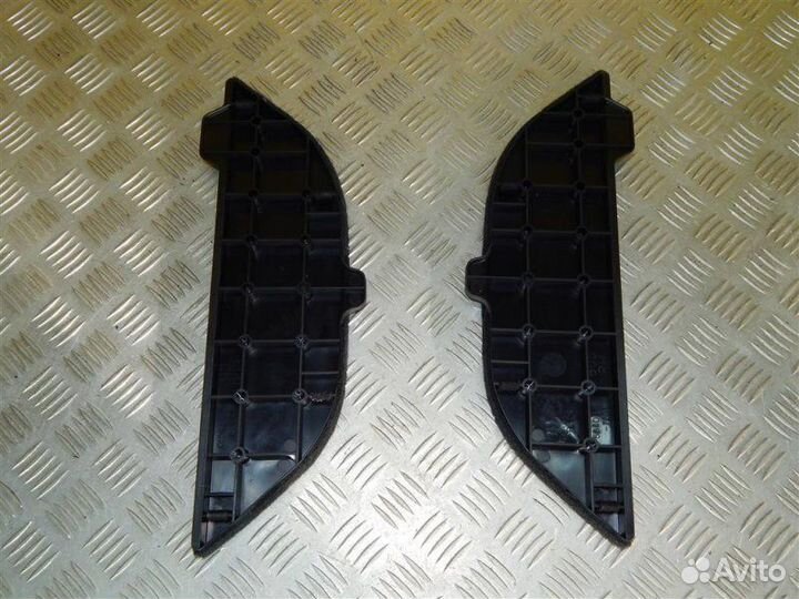 Обшивка багажника Lexus Nx300H 2017-2021 2.5