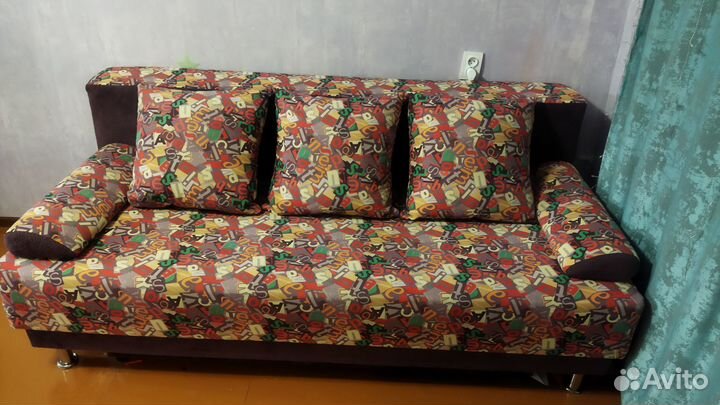 Продаётся диван