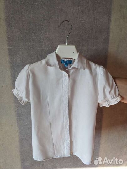 Белая школьная рубашечка 128 размер на девочку