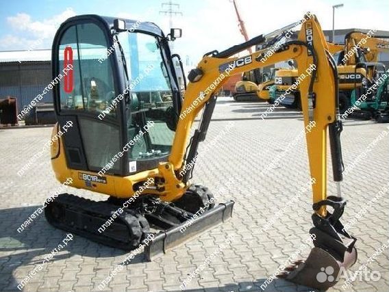 Стекло для мини-экскаватора Jcb 8018 cts с гаранти