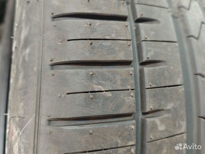 Falken Azenis FK-510 285/35 R20