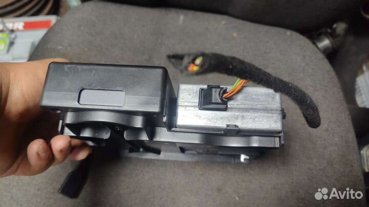Блок управления AMI Audi A4 B8 8t0035785a