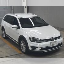 Volkswagen Golf 1.8 AMT, 2017, 60 000 км, с пробегом, цена 1 995 000 руб.