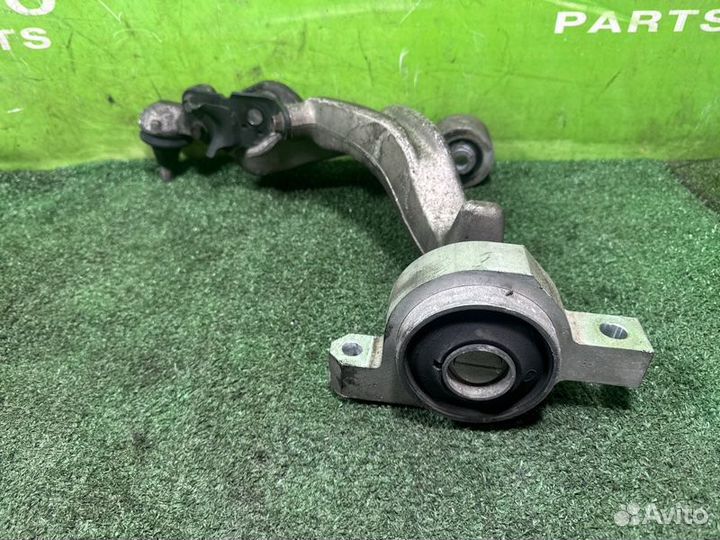 Рычаг нижний nissan skyline V36 VQ25HR 2009 Перед. Лев