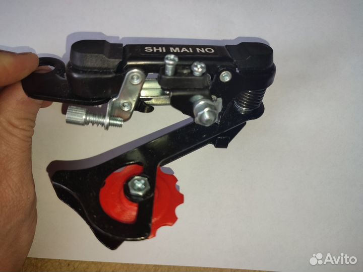 Задний переключатель скоростей на велосипед