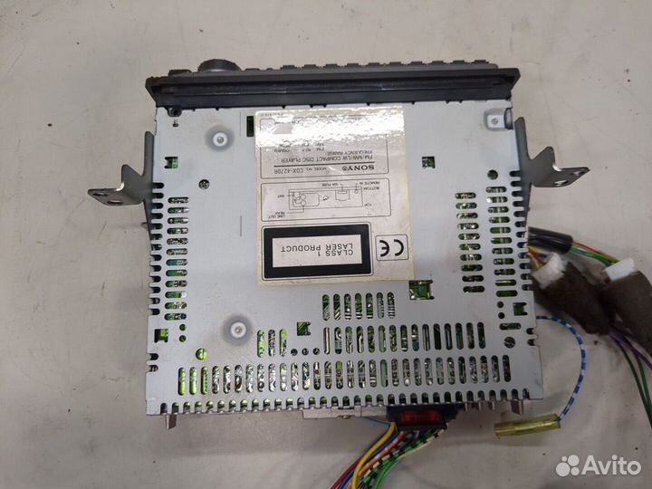 Магнитола Toyota Avensis 1, 2000