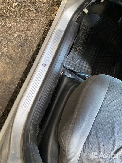 Накладки порогов внутренние Ford Focus 1