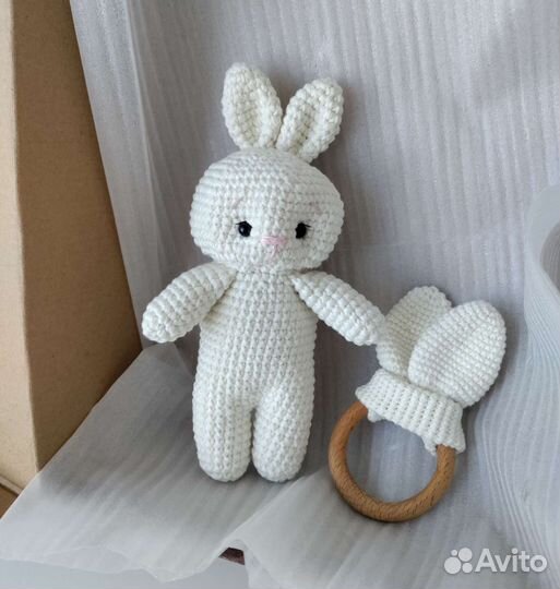 Вязаный набор для малыша игрушка и грызунок
