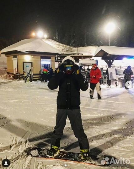 Сноуборд и ботинки