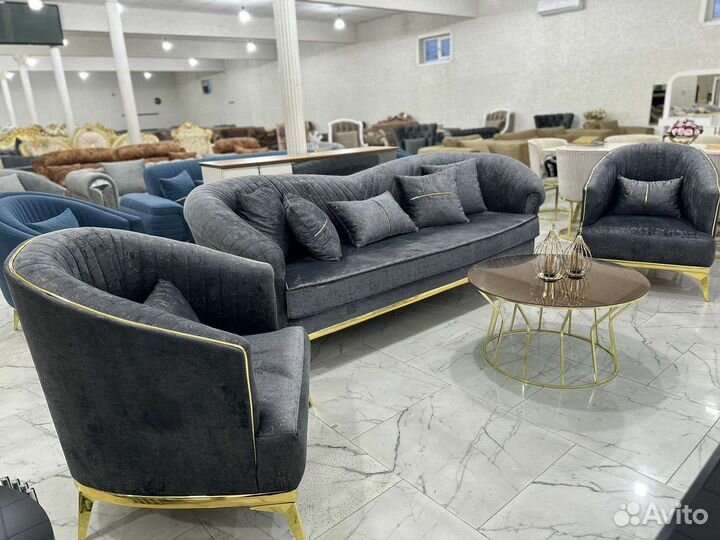 Диван с креслами