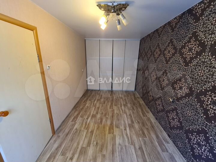 2-к. квартира, 43 м², 1/5 эт.