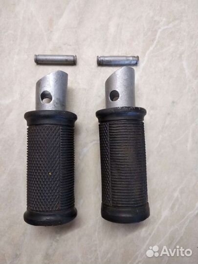 Ява старушка подножки