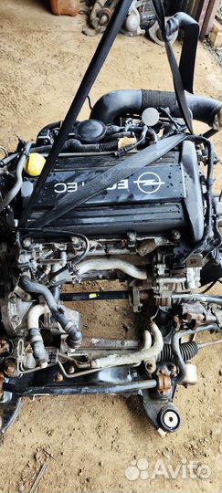 Двигатель Opel Vectra C 2.2 Z22YH