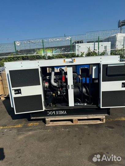 Дизельный генератор 22 кВт Amp