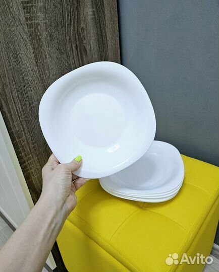 Набор 18 квадратных тарелок новый