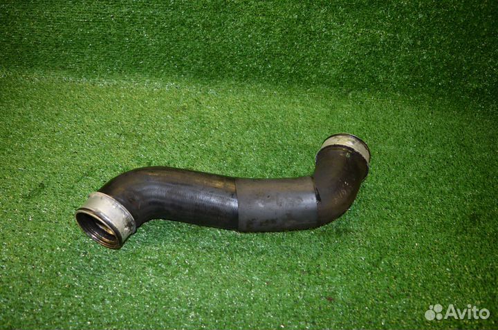 Патрубок интеркулера Mercedes w211 3.2
