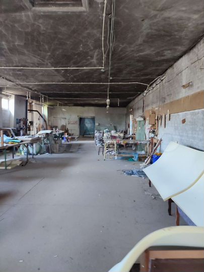 Производство, 1400 м²