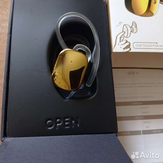 Наушник для телефона