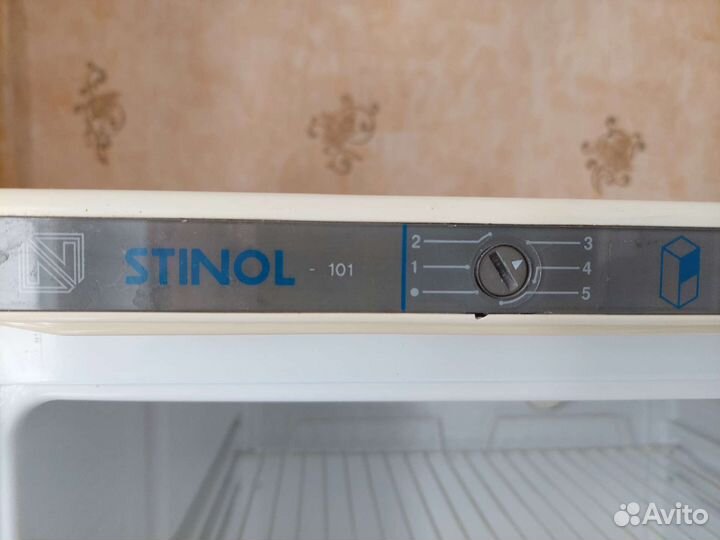 Холодильник двухкамерный Stinol 101 RF S 275