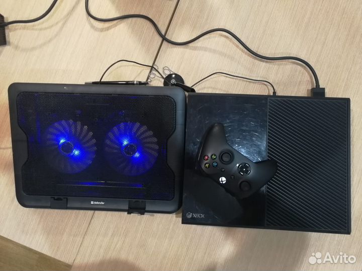 Игровая приставка xbox ONE console