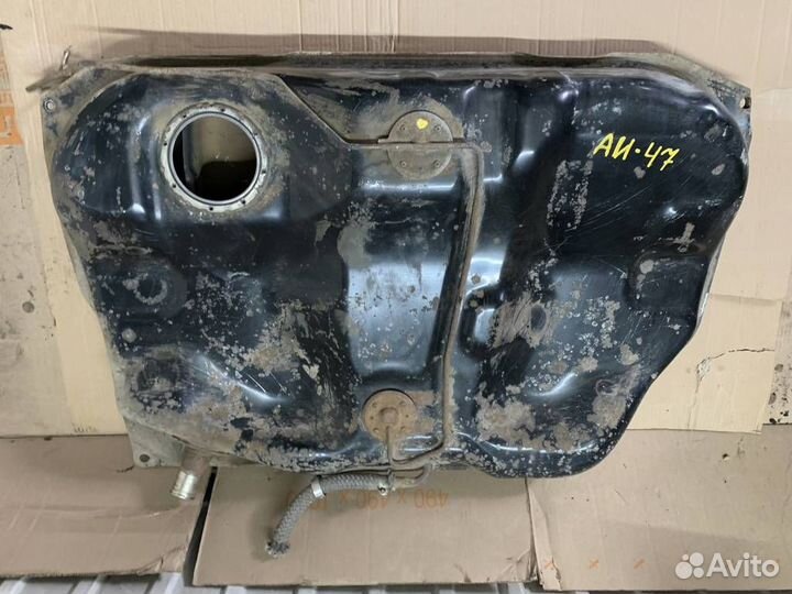 Бак топливный toyota corolla AE100