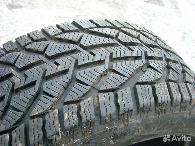 Tigar Winter 235/45 R18 98V