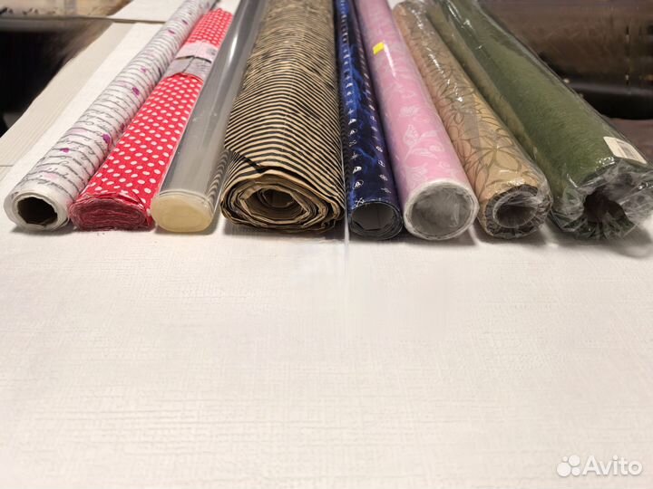 Упаковочная бумага для подарков и цветов