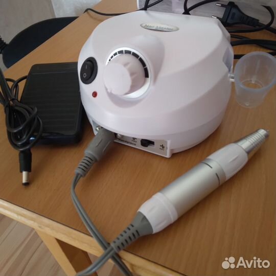 Аппарат для маникюра и педикюра бу