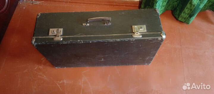 Чемодан ретро винтаж
