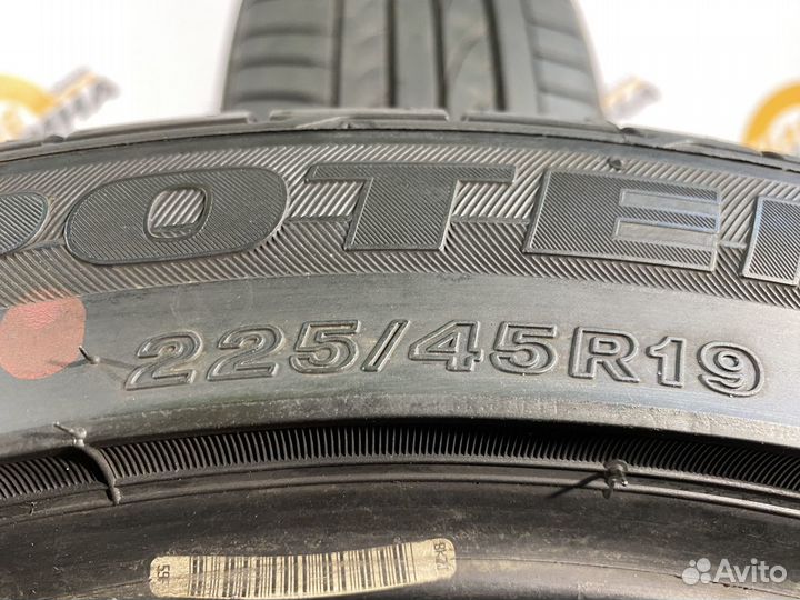 Bridgestone Potenza RE050A 225/45 R19 98W