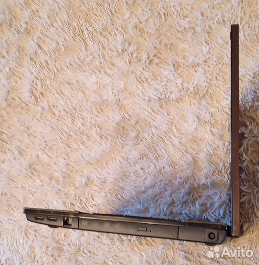 Большой 17.3 дюйма в отл сост игровой i3 2.4ггц