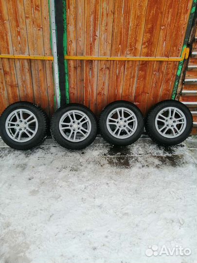 Колеса зимнии