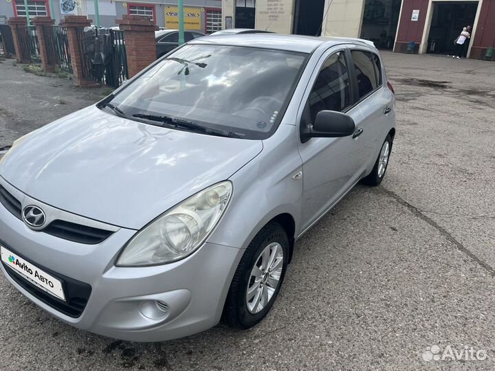 Hyundai i20 1.3 МТ, 2009, 266 000 км