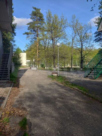 Комната 100 м², 2/4 эт.