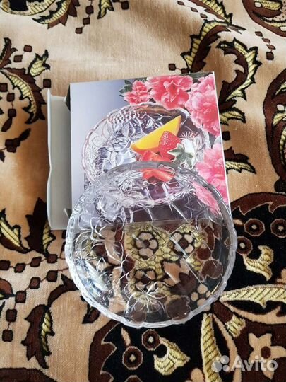 Салатник, тарелка японской фирмы soga glass