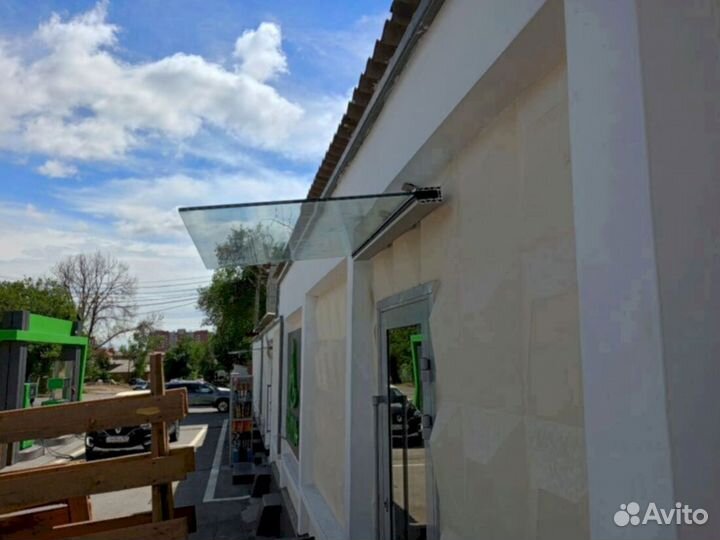 Козырек со стеклом