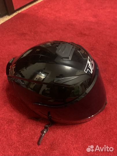 Шлем и держатель для машыны