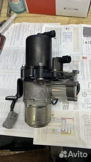 Компрессор пневмоподвески lexus LS460 LS600