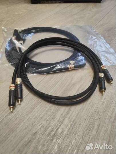 Аудио кабели Canare L-4E6S RCA / RCA 1.0м и 1.5м