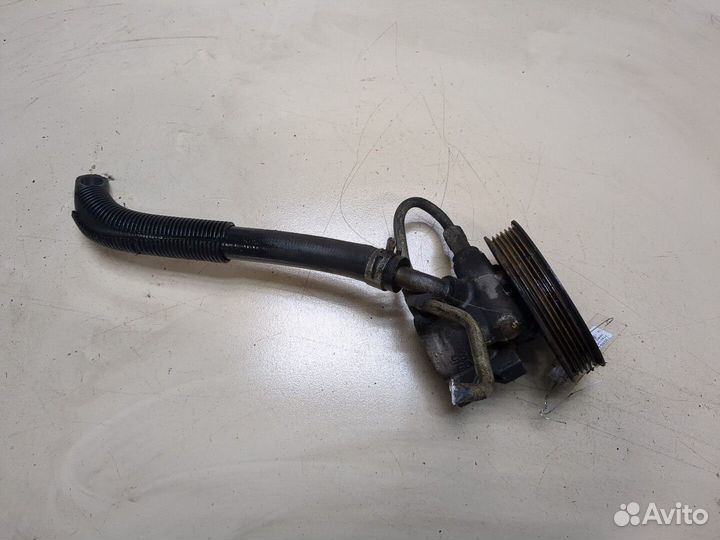 Гур Jeep Liberty, 2004