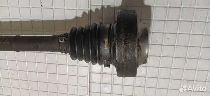 Полуось задняя Volkswagen Touareg