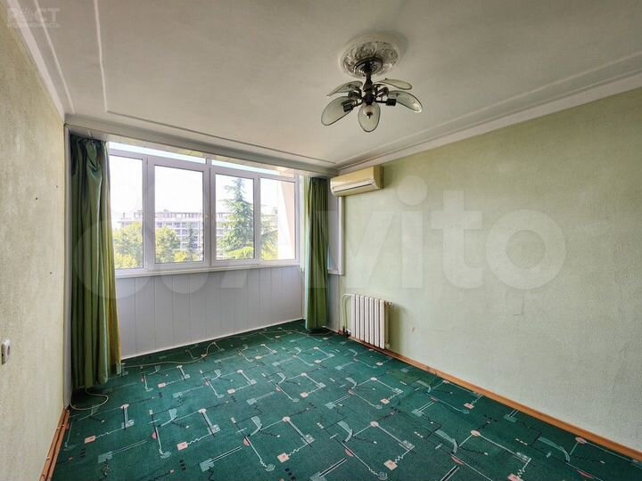 4-к. квартира, 100 м², 5/5 эт.