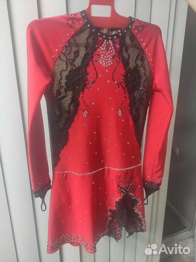 Платье для фигурного катания