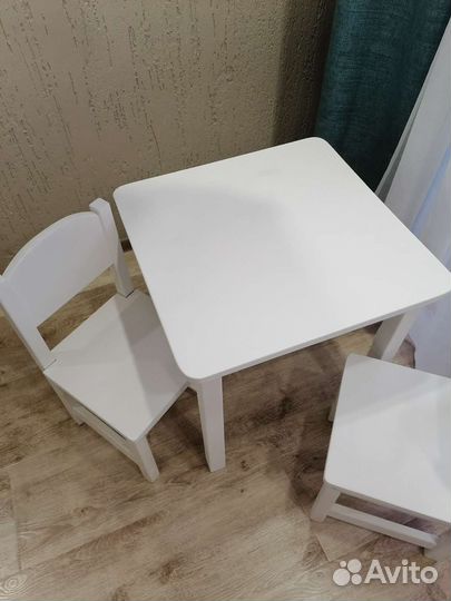Детский стол со стульями