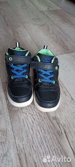 Кроссовки детские