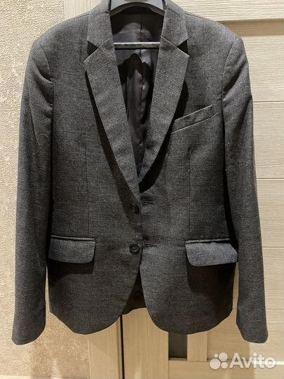 Пиджак для мальчика 158р-р
