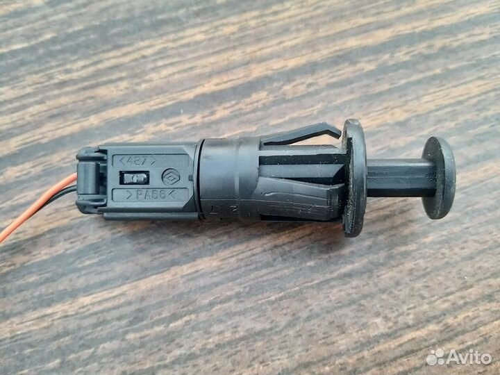 Концевой выключатель рено симбол