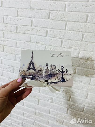 Коробки подарочные