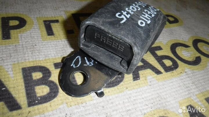 Ответная часть ремня безопасности KIA Sorento I