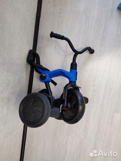 Детский трехколесный велосипед